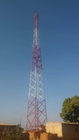 4 Kaki Sudut 90meter Menara Baja Telekomunikasi Galvanis