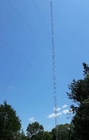 0 - 200m Steel Galvanized Guyed Mast Tower Dengan Kurung Penangkal Petir