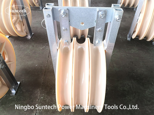 Blok Merangkai Konduktor Rol Nilon 660mm Untuk Kabel Bundel Overhead