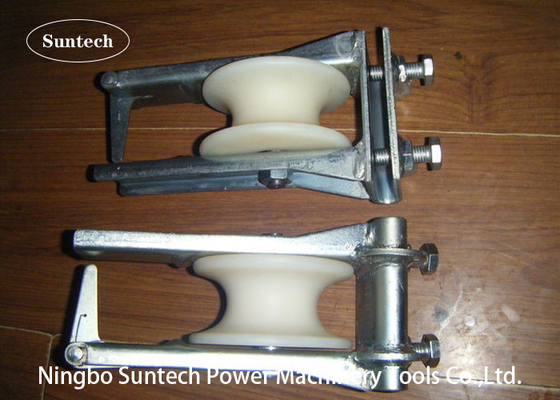 Jalur Transmisi Crossarm Mounted Nylon Wheel Conductor Stringing Blocks