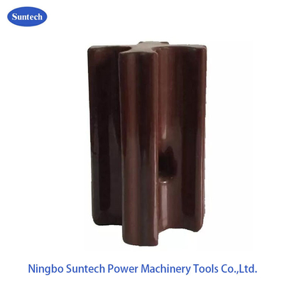 11KV Porcelain Stay Insulator Untuk Saluran Listrik Tegangan Tinggi