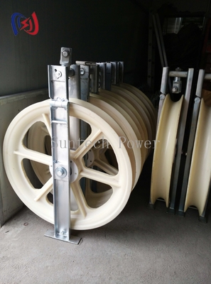 822 Series Stringing Block Overhead Transmission Line Tools dengan Dimensi Sheave Disesuaikan dan Kapasitas Beban Tinggi