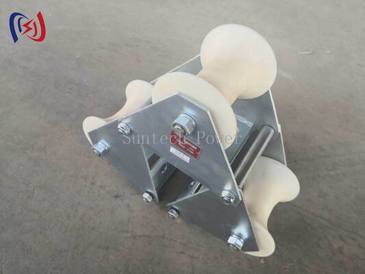 Profesional 10-20KN Nominal Load Kabel Pithead Roller dengan korosi tahan konstruksi polyethylene tahan lama untuk perlindungan masuk lubang manhole