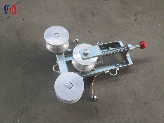 Blok grounding arus 100A Max profesional dengan diameter bawah 50mm dan bahan baja cor untuk grounding listrik yang aman