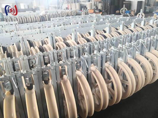 Professional 822 Series High Tension Stringing Block dengan MC Nylon Sheave untuk 150KN Rated Load Overhead Power Line Construction
