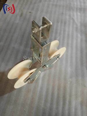 Blok Stringing Sheave Tandem Profesional untuk pemasangan simultan beberapa konduktor dengan beban nominal 25KN dan sheave yang dirancang presisi