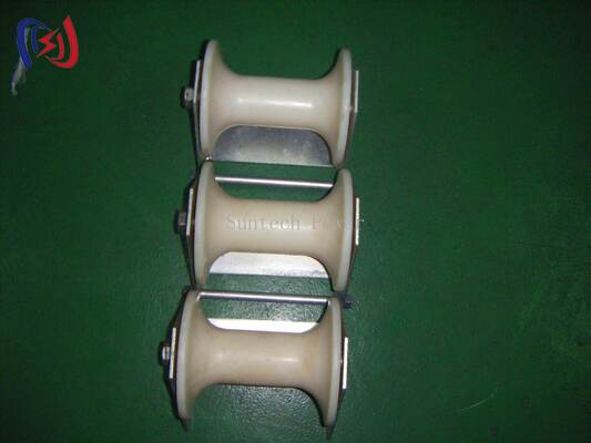 Roller Pithead Kabel Beban Terukur 10-20KN Profesional untuk Kabel 80-160mm dengan Desain Tahan Korosi