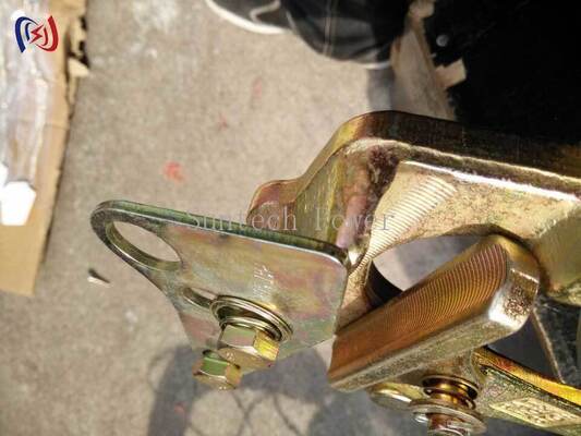 Universal Gripper Datang Penjepit untuk Merangkai Saluran Transmisi dengan Nilai Beban 10-30KN, Diameter 2,5-32mm, dan Berat 1,3-2,8KG
