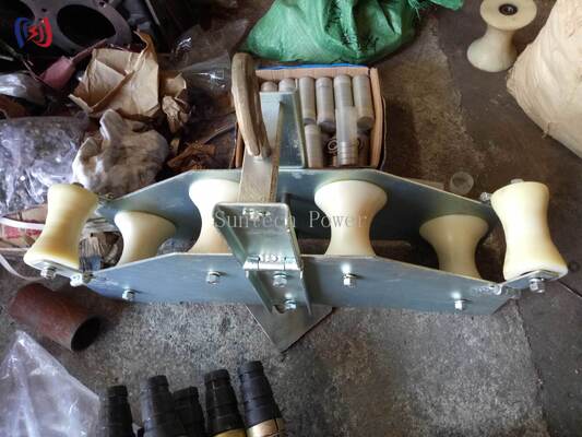 OPGW Stringing Block dengan 10KN Nominal Load R570 Radius Bend untuk Instalasi Kabel Serat Optik Empat bundaran dikombinasikan