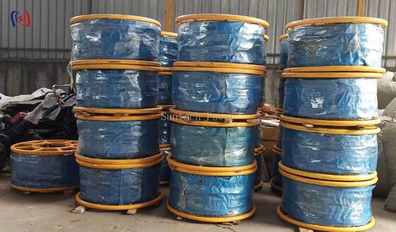 Tali Baja Anti-Putar 12 Untai 9-42mm Kekuatan Putus 54-817KN Pengangkatan Stabil