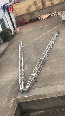 Tiang Gin Bentuk A Modular 8-28m Alat Pendirian Menara Tahan Korosi
