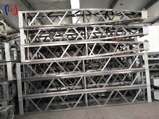 Lattice Gin Pole 8-18m Power Tower Alat Ereksi Lapisan tahan korosi