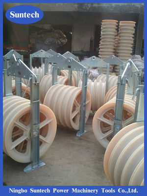 822mm ACSR 630 MC Nylon Sheave Overhead Line Merangkai Blok Untuk Konduktor
