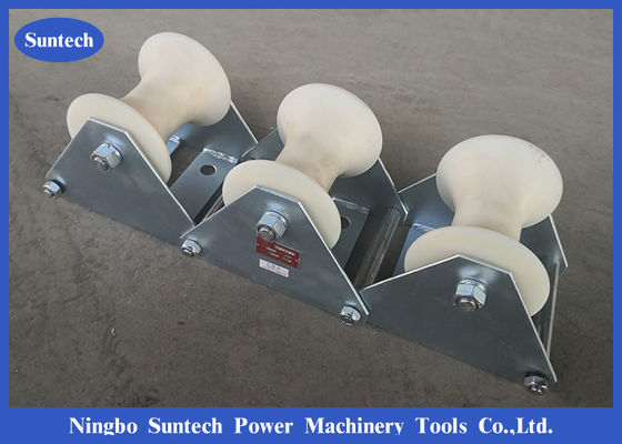 Alat Merangkai Tiga Nylon Sheaves Cable Guide Roller Untuk Pekerjaan Bawah Tanah