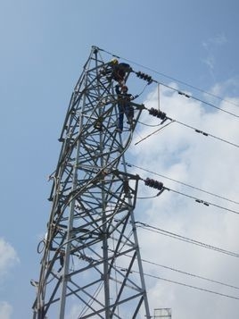 Menara Sirkuit Ganda Baja Q345 Galvanis Untuk Saluran Transmisi 33KV
