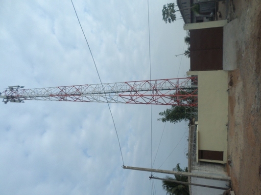 110KV Antena Menara Telekomunikasi Struktur Radar Baja Sudut Galvanis