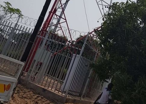 86um 90M Angle Telecom Steel Tower Angular 3 Kaki Tiang Listrik