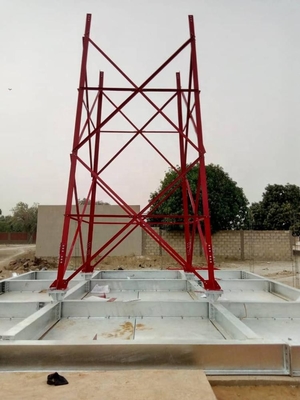 Menara Kisi Baja Seluler 4 Sudut Segi Empat Berkaki