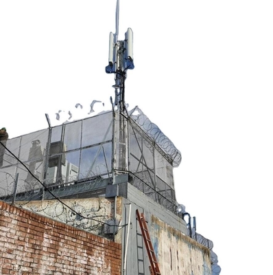 Hot Dip Galvanized Rooftop Antena Tiang Menara Tiang Baja Q235 Q345