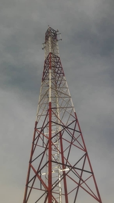 Menara Telekomunikasi Atap Dengan Bracket Lightning Rod Fall Arrest Aviation Light